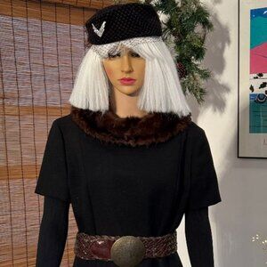 Vintage~Black Heavy Wool?~Mink Fur Collar & Fur Hemline Border~Short Sleeves~M